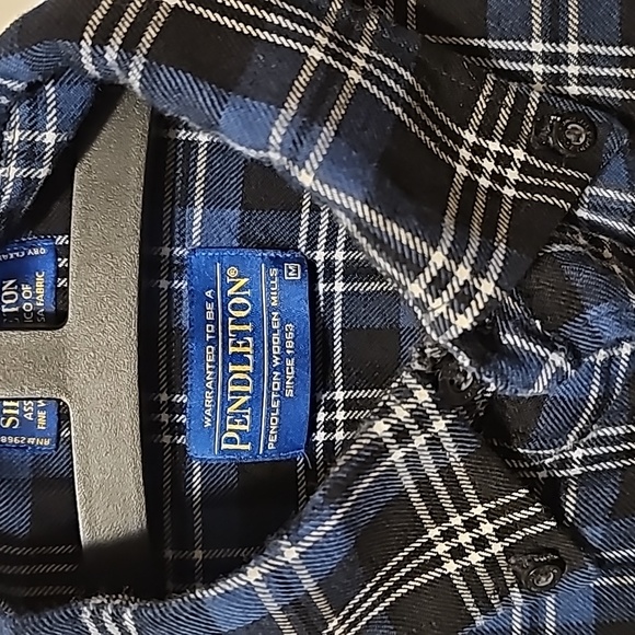 Pendelton button-up Shirt - Picture 2 of 6